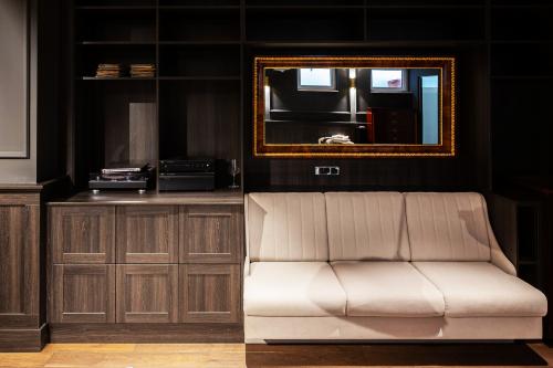 PRIVATE APARTMENT I CLUB ROOM FURNITURE I 2021 Manufacture of furniture I PRIVATE APARTMENT I 2021